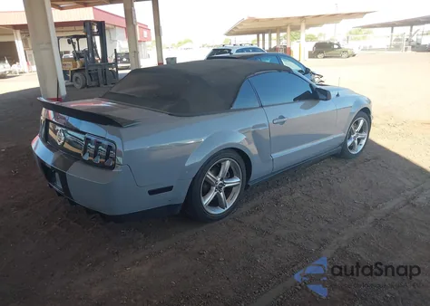 2006 Ford Mustang V6 z USA, uszkodzony, nr VIN 1ZVHT84N565219513